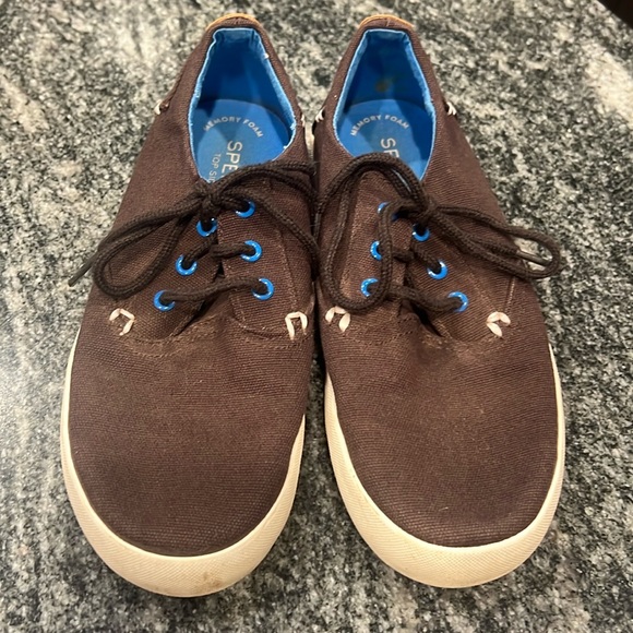 Sperry Other - * 4/$20
Brown Sperry Size 3 kids